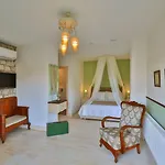 - Adult Only Alaçatı