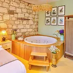 Hotel - Adult Only 2*