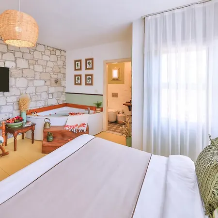 Palas Alacati - Adult Only Hotel