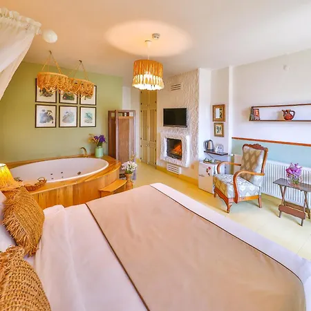 Palas Alacati - Adult Only Hotel