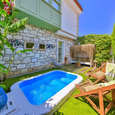 Palas Alacati - Adult Only Hotel 2*