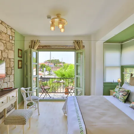 - Adult Only 2* Alaçatı