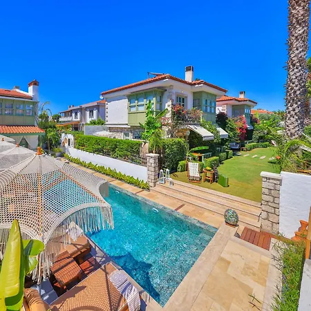 Hotel Palas Alacati - Adult Only Alacati