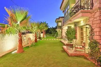 Palas Alacati - Adult Only Hotel 2*
