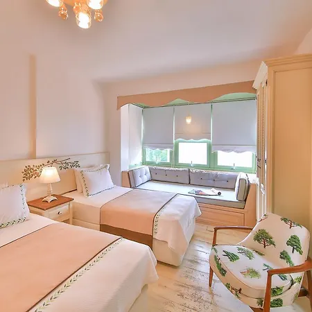 Palas Alacati - Adult Only Hotel 2*