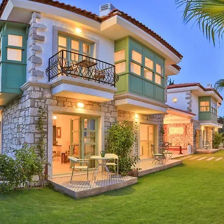 Palas Alacati - Adult Only Hotel 2*