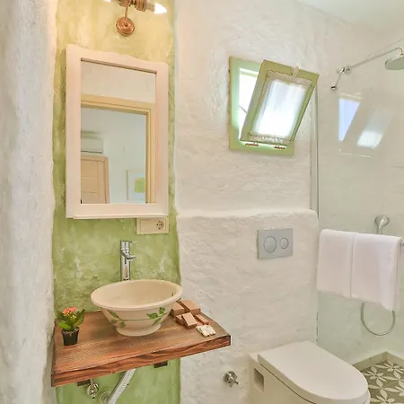 Palas Alacati - Adult Only Hotel 2*