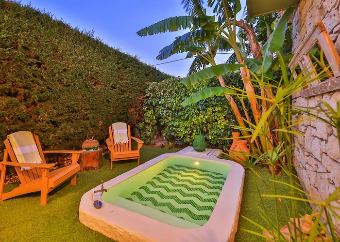 - Adult Only Alaçatı