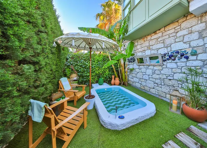 - Adult Only 2* Alaçatı