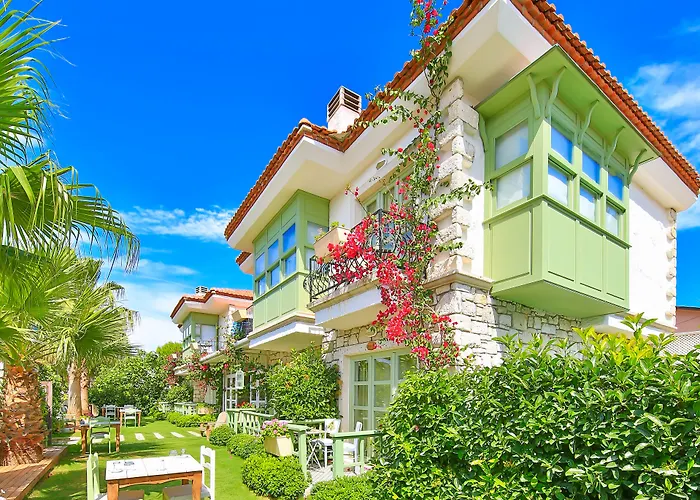 - Adult Only Hotell Alaçatı