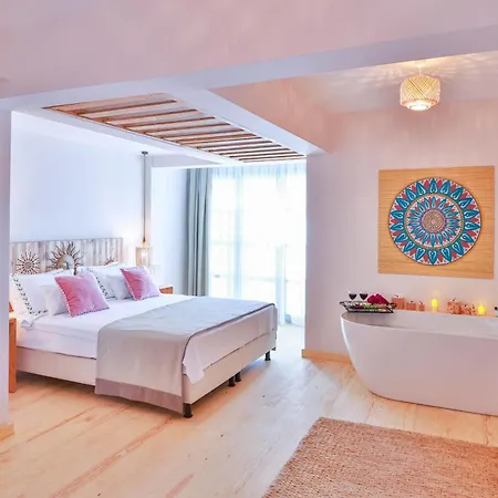 Hotel - Adult Only 2*