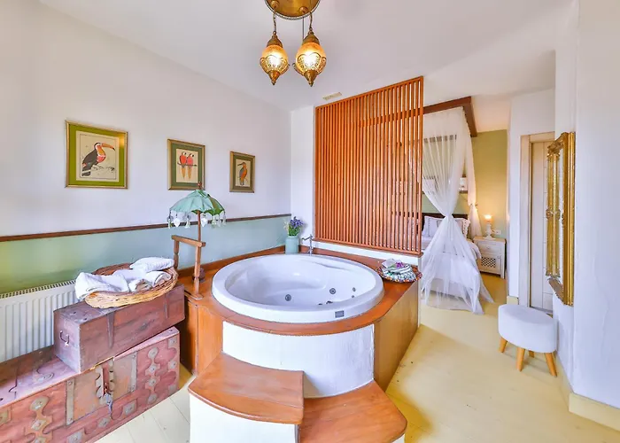 Hotel - Adult Only